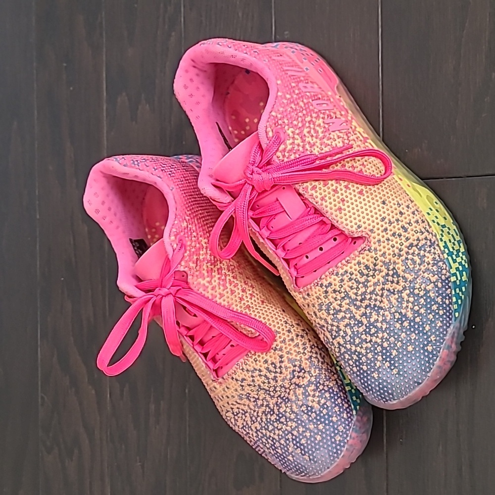 NoBull - Neon Pink Glitch Trainer+ - Size 8